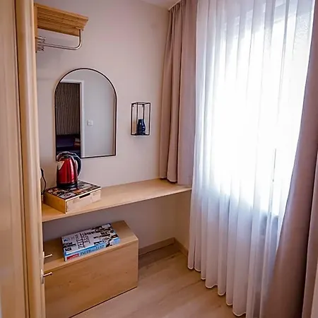 Hotel Franconia 3*